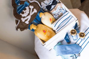 Give the new dad in your life a Daddy & Me Get Ready Together gift basket for Father's Day and pamper him with a Nautica Life gift set from Macy's! #ad #nauticafordad