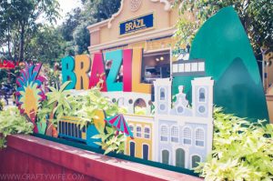 With Epcot's Food & Wine Festival in full swing there are a ton of first-timers and returning food lovers who are headed to the park. Check out these six tips to help you and your family have a fantastic time sampling all the deliciousness Epcot has to offer!