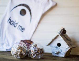 This simple musical onesie is the perfect way to celebrate your love of music and to share it with your little ones! [ad]