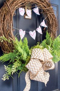 Grapevine Wreath | Valentine's Day Wreath | Valentine's Day Crafts | DIY | Home Decor | Holiday Crafts | Valentine's Day DIY