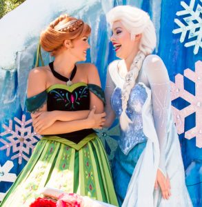 Don't miss out on Disney's Festival of Fantasy parade! Be less stressed and have more fun with these simple tips to get the most out of the show.