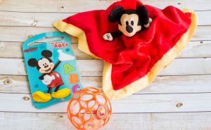 Pack the perfect Disney diaper bag with Huggies Little Snugglers diapers & other essentials to keep your load light and your little ones happy all day long.