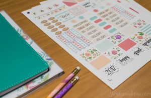 Start the school year off right with these cute and functional back-to-school organization stickers! FREE Silhouette files to download! #CreateWithHP [ad]