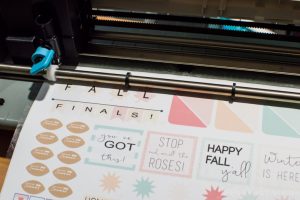 Start the school year off right with these cute and functional back-to-school organization stickers! FREE Silhouette files to download! #CreateWithHP [ad]