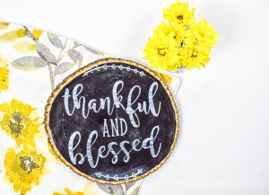 Holiday Crafts | Chalkboard Crafts | Thanksgiving Crafts | Thankful Chalkboard