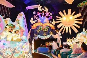Disneyland | Disney Park Tips | Rides That Are Better at Disneyland | Disneyland Attractions | Disneyland Tips | California Travel Tips