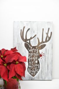 Hand Lettered Rudolph Craft | Christmas Ideas | Christmas Crafts | Christmas DIY | Vinyl Crafts