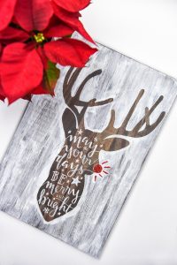 Hand Lettered Rudolph Craft | Christmas Ideas | Christmas Crafts | Christmas DIY | Vinyl Crafts