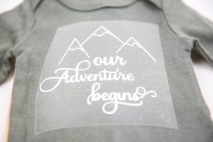 Coming Home Hospital Onesie | Newborn Onesie | Baby Clothes | Vinyl Crafts | Silhouette Cameo | Silhouette Cameo Crafts | Baby Shower Gift