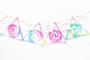 Moana Paper Pennant Banner | Disney's Moana | Moana Crafts | Disney Crafts | Disney DIY | Paper Pennant Banner | DIY Banner