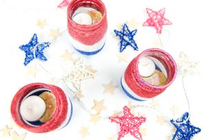 Glitter Patriotic Mason Jars | Mason Jar Crafts | Mason Jar DIY | Mason Jars | Glitter Crafts | Glitter DIY | 4th of July Crafts | Patriotic Crafts | Patriotic DIY