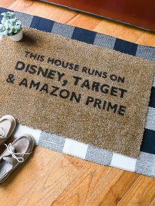 hand painted doormat tutorial